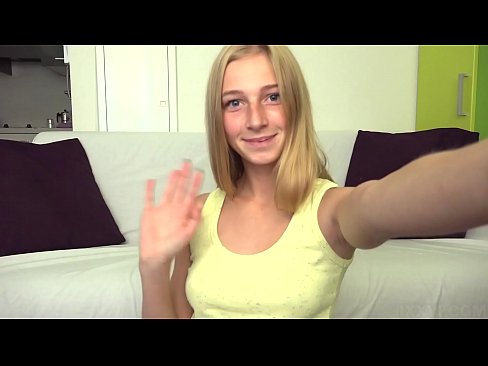 ❤️ Wenn ich gelangweilt bin, masturbiere ich faul meine rosa Muschi ❤️❌ Porno bei uns ❌❤
