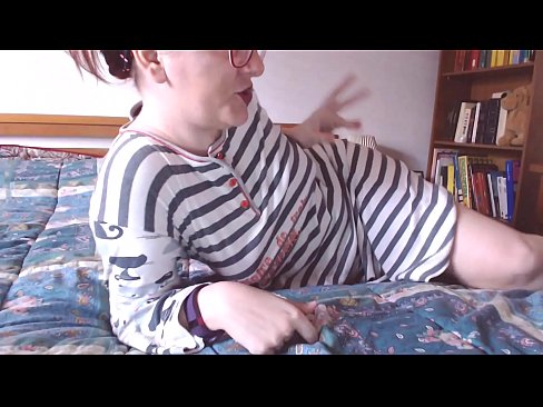 ❤️ Nimm diesen großen schwarzen Schwanz in deinen Mund kleine Sklavin ❤️❌ Porno bei uns ❌❤