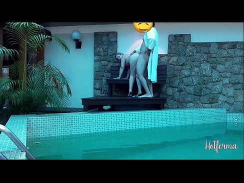 ❤️ Boss lädt Dienstmädchen zum Pool ein, kann aber einem heißen Sex nicht widerstehen ❤️❌ Porno bei uns ❌❤